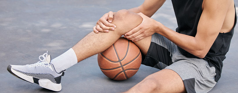 patient needing Jumper's Knee chiropractor in Charlotte NC