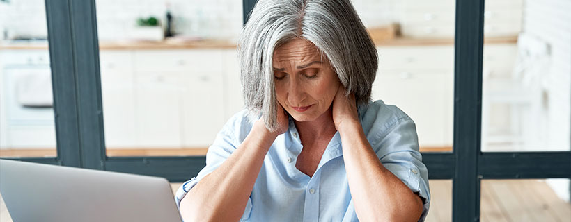 patient needing neck pain chiropractor in Charlotte, NC