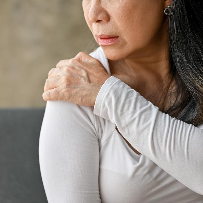 shoulder tendinopathy chiropractor in Charlotte NC