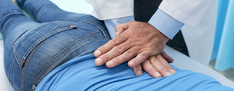patient receiving chiropractic in Charlotte, NC